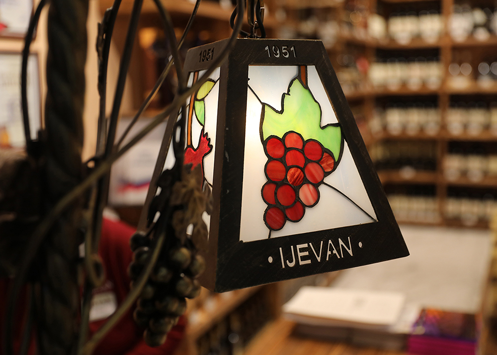 Өте сексуалды порно видеолар Жас порно жұлдыз Ариэль